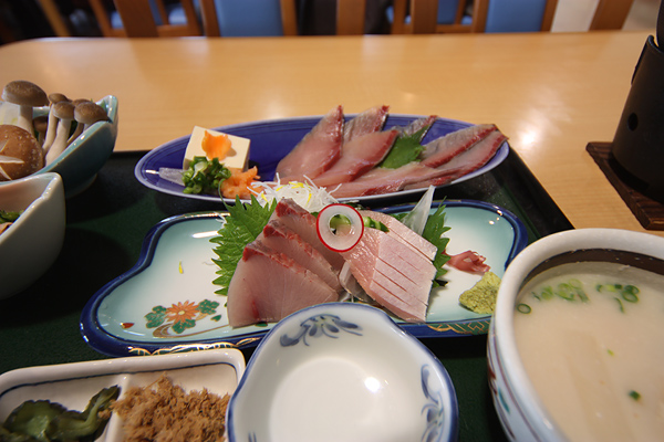 寒ブリ：鰤しゃぶ定食